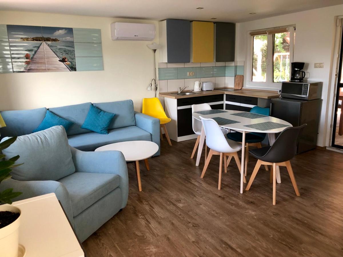 Balaton Wellness Tom Cat Nyaralo 1 Wellness Es 1 Gyermekbarat Apartmannal Kovagoors Exterior photo