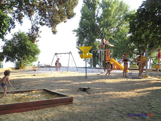 Balaton Wellness Tom Cat Nyaralo 1 Wellness Es 1 Gyermekbarat Apartmannal Kovagoors Exterior photo