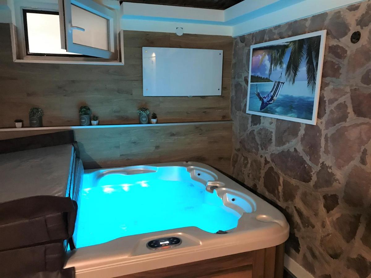 Balaton Wellness Tom Cat Nyaralo 1 Wellness Es 1 Gyermekbarat Apartmannal Kovagoors Exterior photo