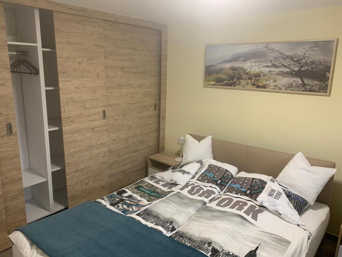 Balaton Wellness Tom Cat Nyaralo 1 Wellness Es 1 Gyermekbarat Apartmannal Kovagoors Exterior photo