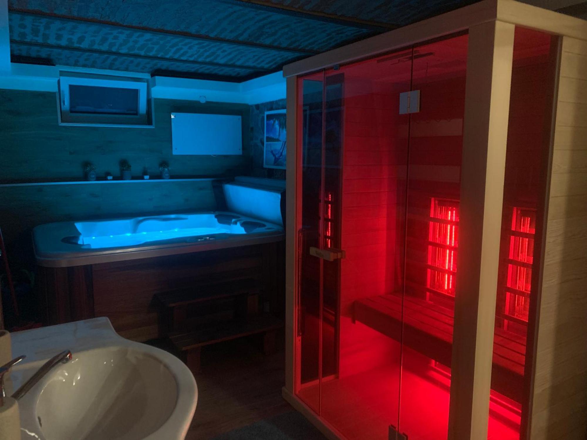 Balaton Wellness Tom Cat Nyaralo 1 Wellness Es 1 Gyermekbarat Apartmannal Kovagoors Exterior photo